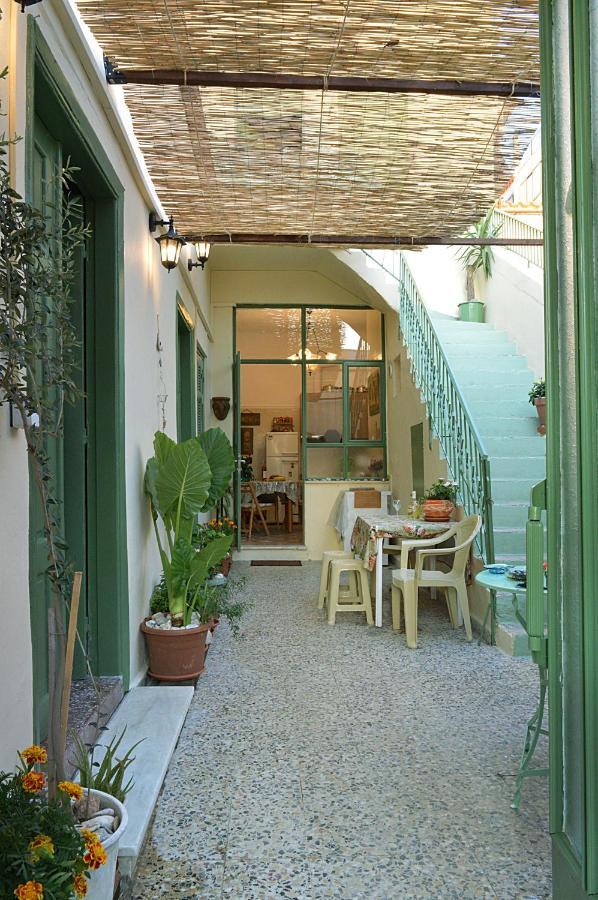 Appartement Pireas Port Next To Metro Artistic House Extérieur photo