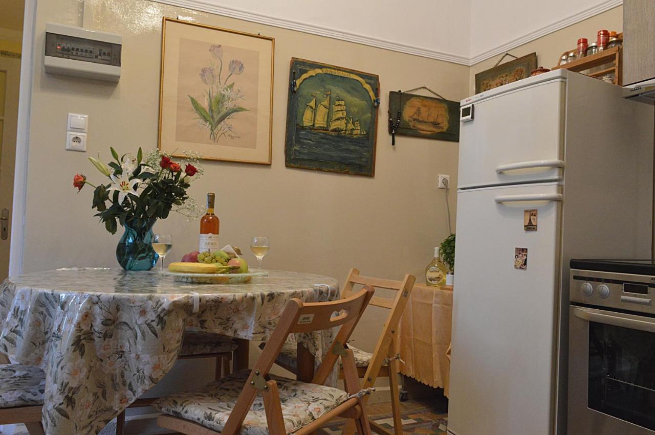 Appartement Pireas Port Next To Metro Artistic House Extérieur photo